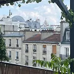 Room with terrace&view of Sacré Coeur